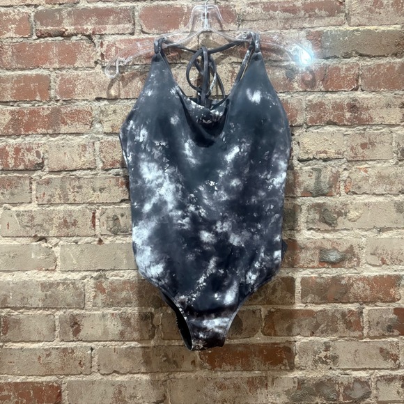 Athleta Tie Dye One Piece Swimsuit Halter Neck Cutout Back Size Large Petite - Picture 3 of 5